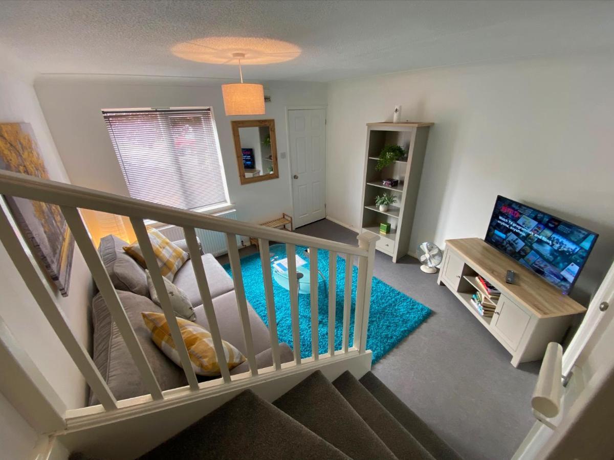 2 Bedroom Private House Near Bedford Town And Train Station Esterno foto
