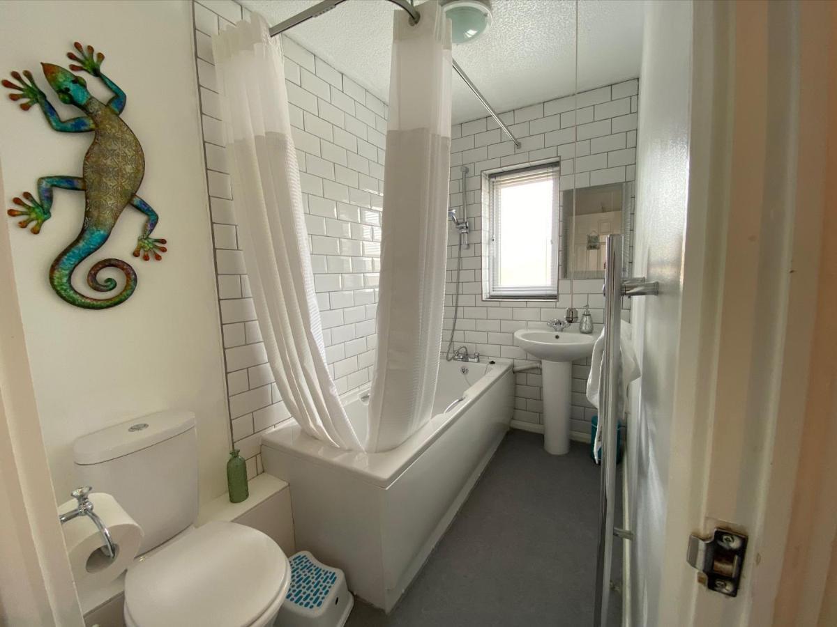 2 Bedroom Private House Near Bedford Town And Train Station Esterno foto