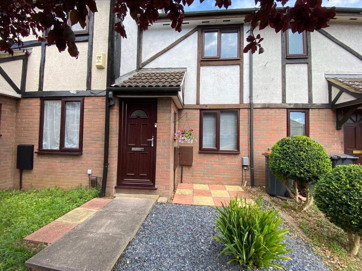 2 Bedroom Private House Near Bedford Town And Train Station Esterno foto